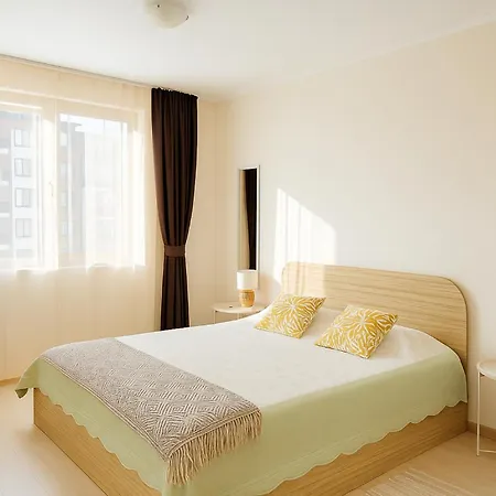 Apolon-7 Sea Breeze Apartamento Nesebar